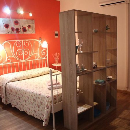 Вілла La Piccola Casa Di Angela Syracuse Екстер'єр фото